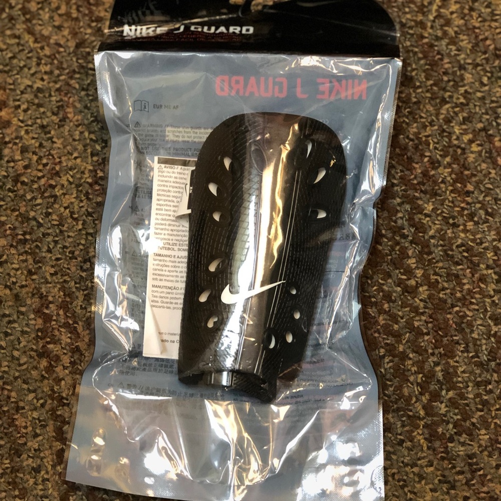 Nike Soccer Sports Kids Shin guards Size XS